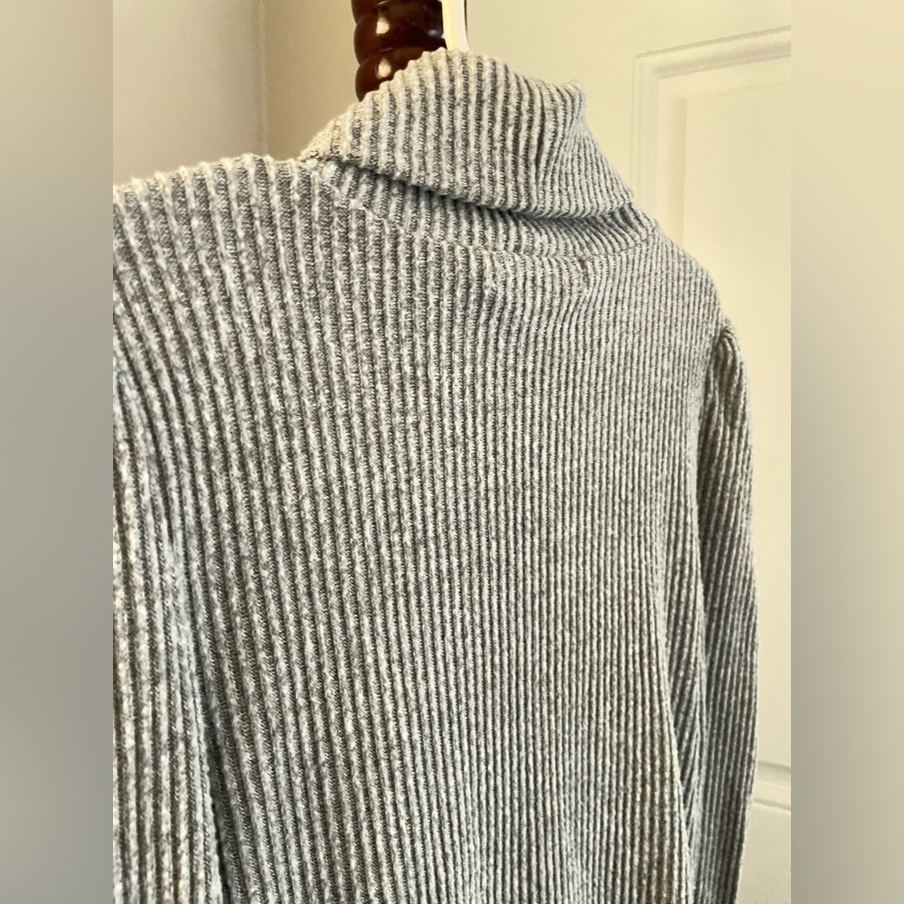 Crave Fame Heather Gray Turtleneck Sweater Top - Picture 7 of 8